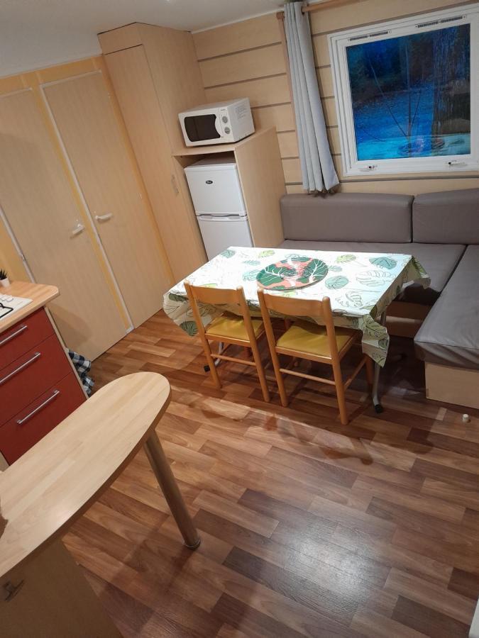 Location Mobil-Home Le Parc Des Roches Saint-Cheron Bagian luar foto