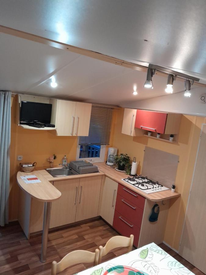 Location Mobil-Home Le Parc Des Roches Saint-Cheron Bagian luar foto